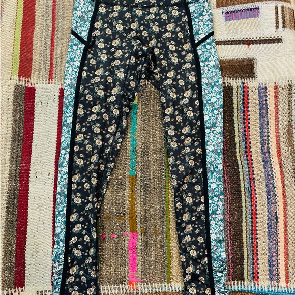 Free People You’re A Peach High Rise Leggings - Picture 3 of 5